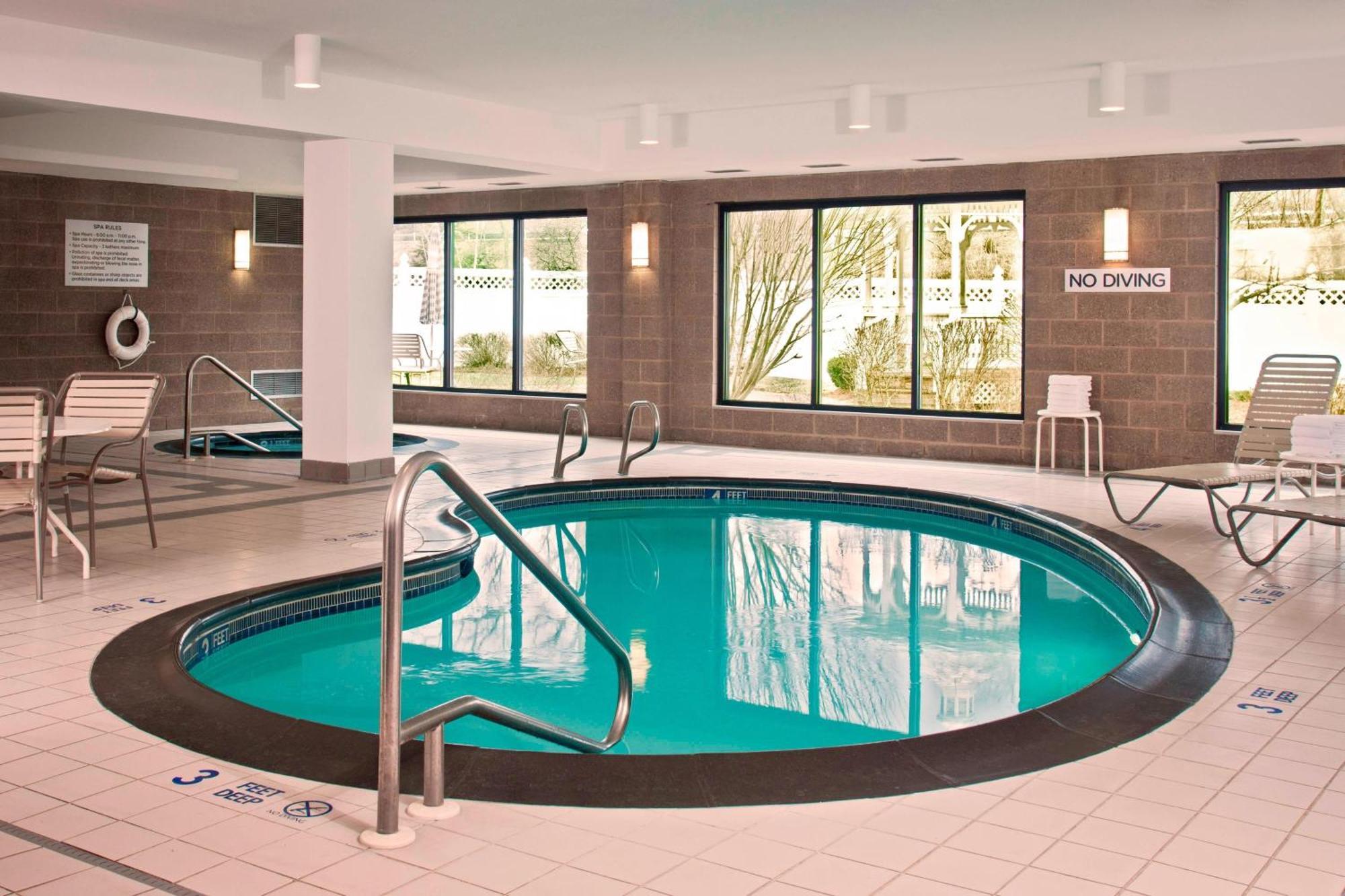 Hotel Courtyard Newburgh Stewart Airport Extérieur photo